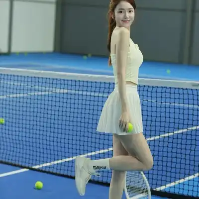 周美晨